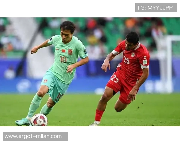 新加坡男足2比1败香港队！部长爆“白痴”，回收不妥言辞